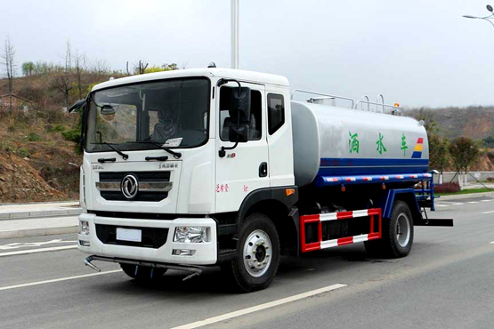 怎樣排除灑水車柴油機(jī)過(guò)早、過(guò)遲的噴油現(xiàn)象？